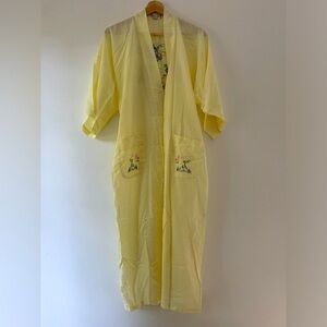 Vintage Yellow Women's Embroidered Kimono Robe size M
